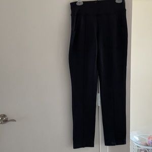 Duluth trading new never worn slim leg yoga pants with pockets